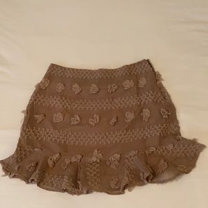 Flirty taupe mini skirt with fabric embellishments by &Merci size L